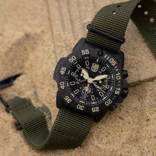 RELÓGIO LUMINOX NAVY SEAL FOUNDATION CHRONOGRAPH (RELÓGIO COM 2 PULSEIRAS: BORRACHA E NYLON) 45 MM CÓD.3590.NSF.SET
