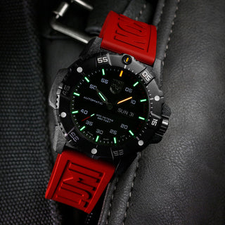 RELÓGIO LUMINOX MASTER CARBON SEAL AUTOMÁTICO 45 MM CÓD.3875