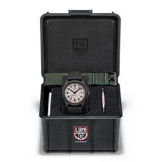 RELÓGIO LUMINOX ATACAMA FIELD 43MM (COMBO COM 2 PULSEIRAS - BORRACHA E TECIDO PRETO + NATO VERDE) 43 MM CÓD.1971.SET