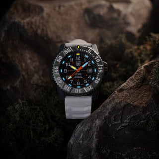 RELÓGIO LUMINOX MIL-SPEC (COMBO RELÓGIO COM 2 PULSEIRAS - BORRACHA BRANCA + TECIDO PRETO) 46 MM CÓD. 3359.SET