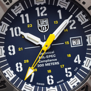 RELÓGIO LUMINOX MIL-SPEC (COMBO RELÓGIO COM 2 PULSEIRAS - BORRACHA AZUL + TECIDO PRETO) 46 MM CÓD. 3355.SET